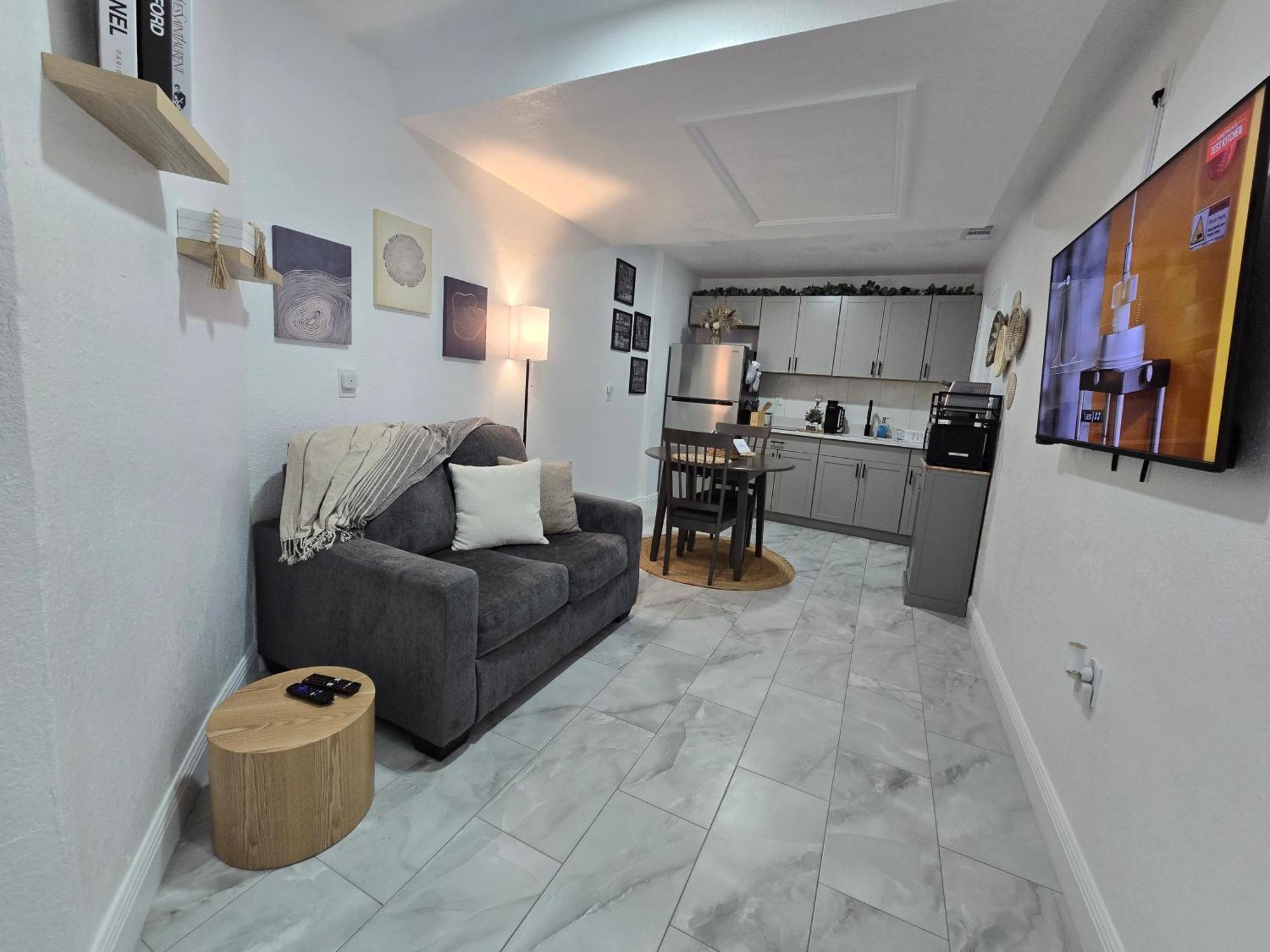 Serenity - Guest House In Spring Hill Εξωτερικό φωτογραφία